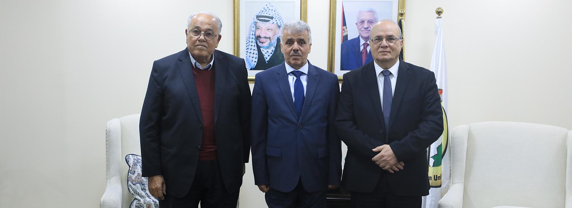 Al-Quds Open University receives the Minister of Higher Education and the Head of the Education Department of the Palestine Liberation Organization to discuss enhancing cooperation