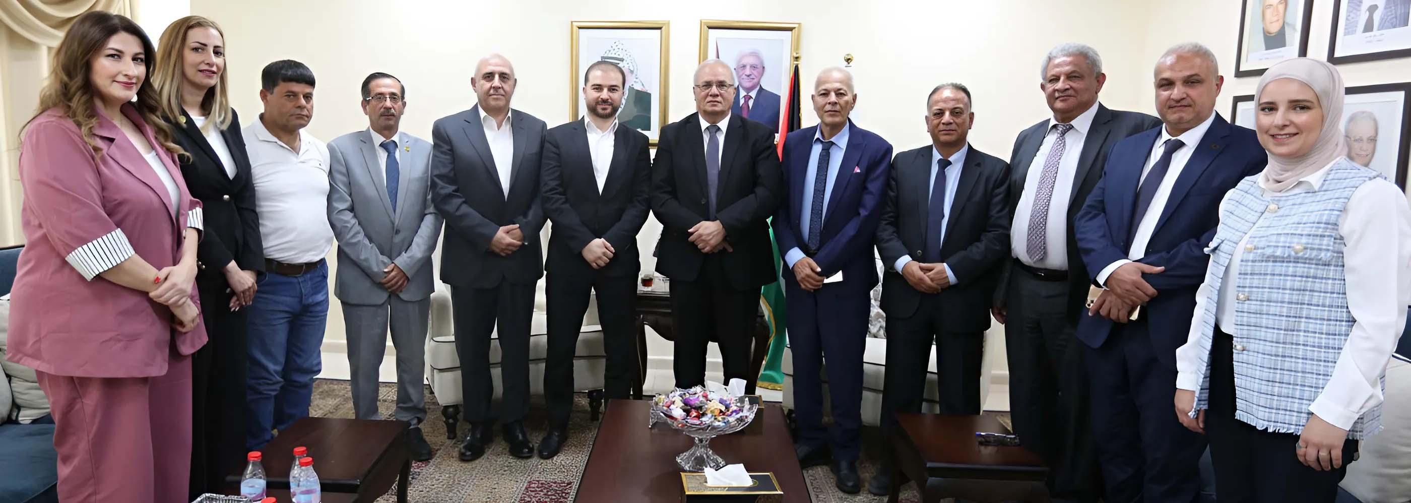 QOU and Representatives of the Nablus Branch Support Committee Discuss Ways to Advance Higher Education in the Governorate
