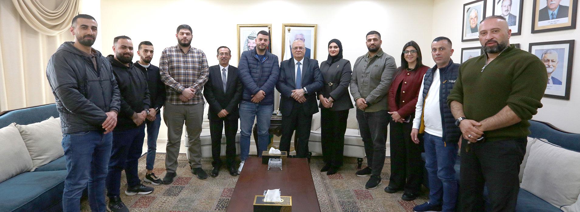 القدس المفتوحة تستقبل سكرتاريا الشبيبة الطلابية المنتخبة.. شراكة فاعلة لخدمة المسيرة الأكاديمية